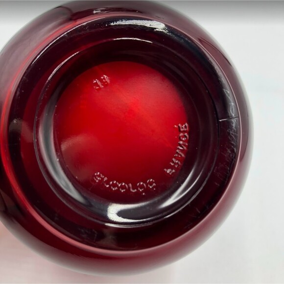 Vintage Ruby Red Glass Set of 4 Mugs Arcoroc France Collectible Glassware - Picture 6 of 12